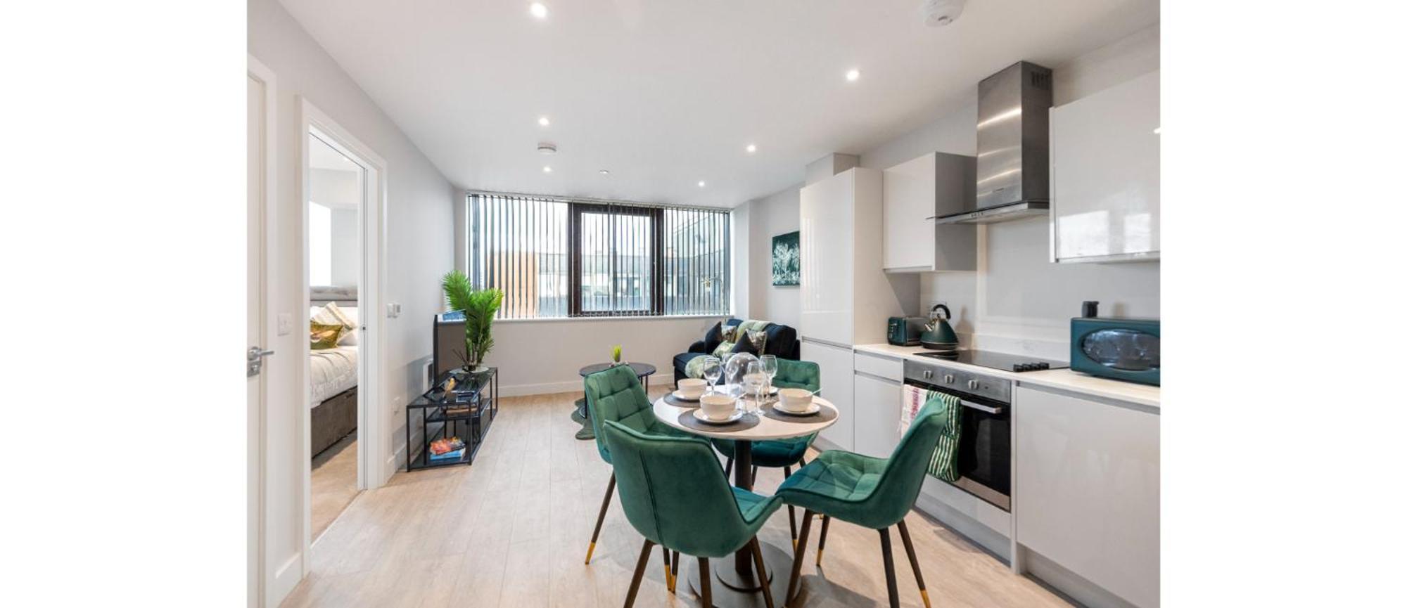 Harmonious Greens: Cozy 1-bed Flat In * Harrow