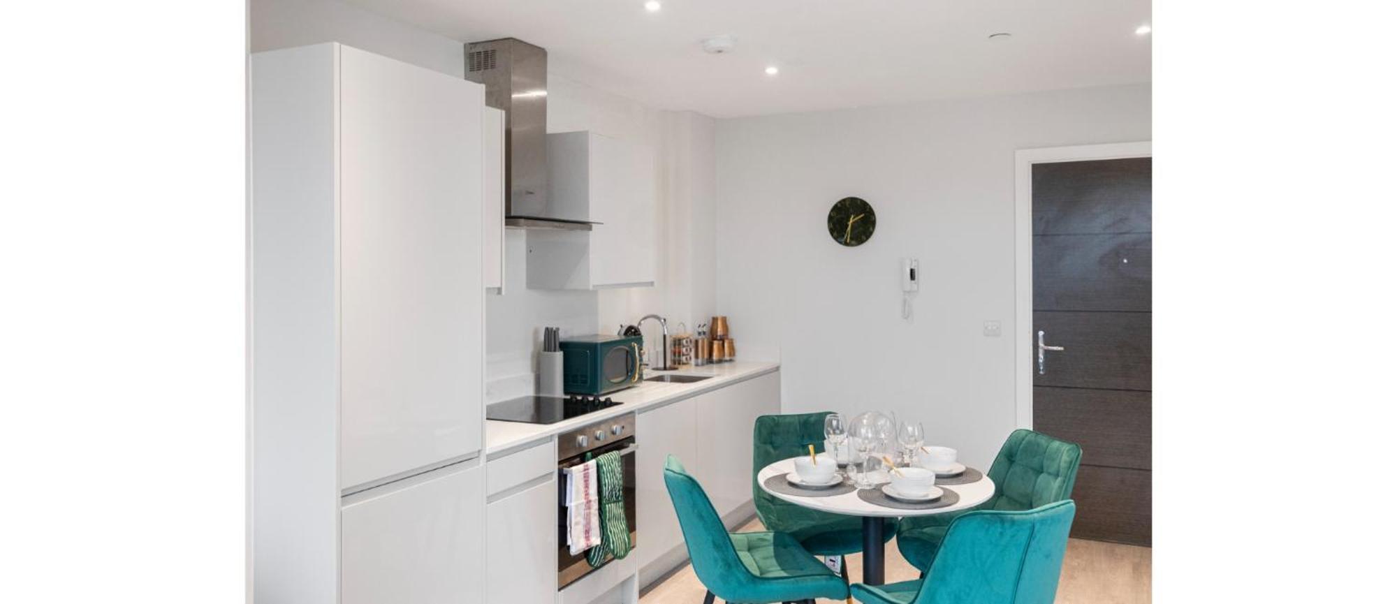 Apartment Harmonious Greens: Cozy 1-bed Flat In
