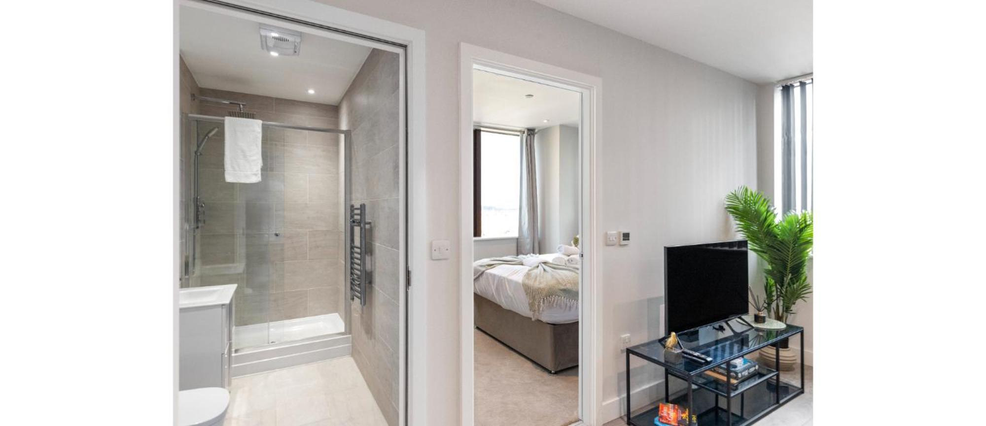 Harmonious Greens: Cozy 1-bed Flat In Harrow